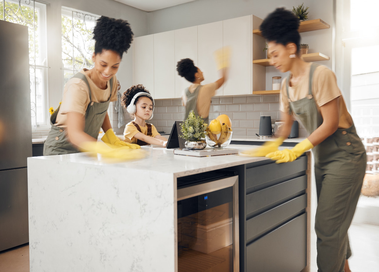 Kitchen Cleaning Checklist: Here's What You Should Clean Daily, Weekly, and Monthly